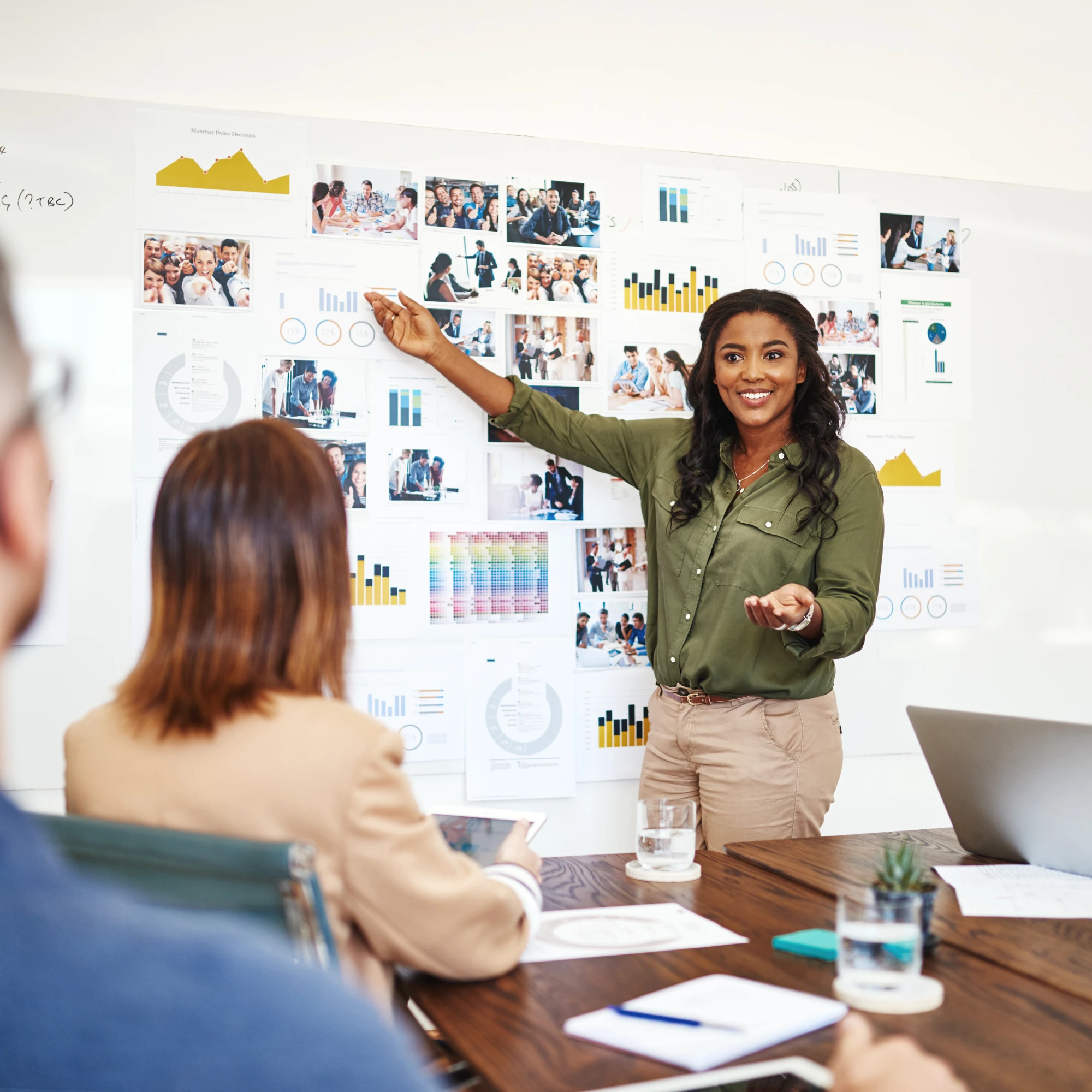 Equipe community management Gestion de réseaux sociaux